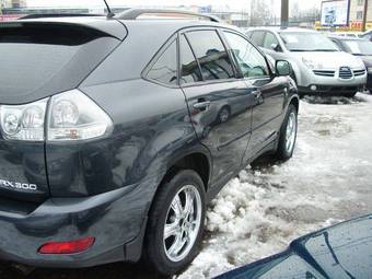 2005 Toyota Lexus Photos
