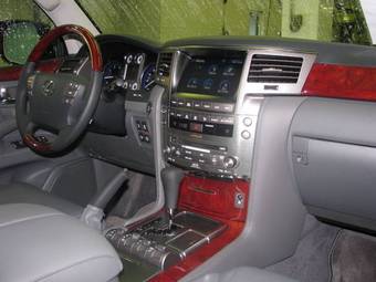 2008 Toyota Lexus Photos