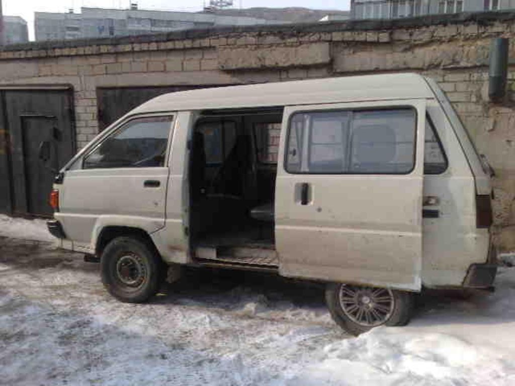 1987 Toyota Lite Ace