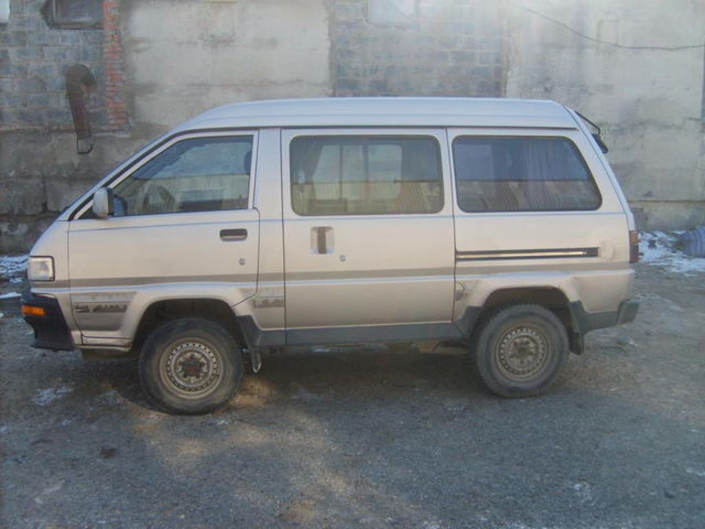 1990 Toyota Lite Ace