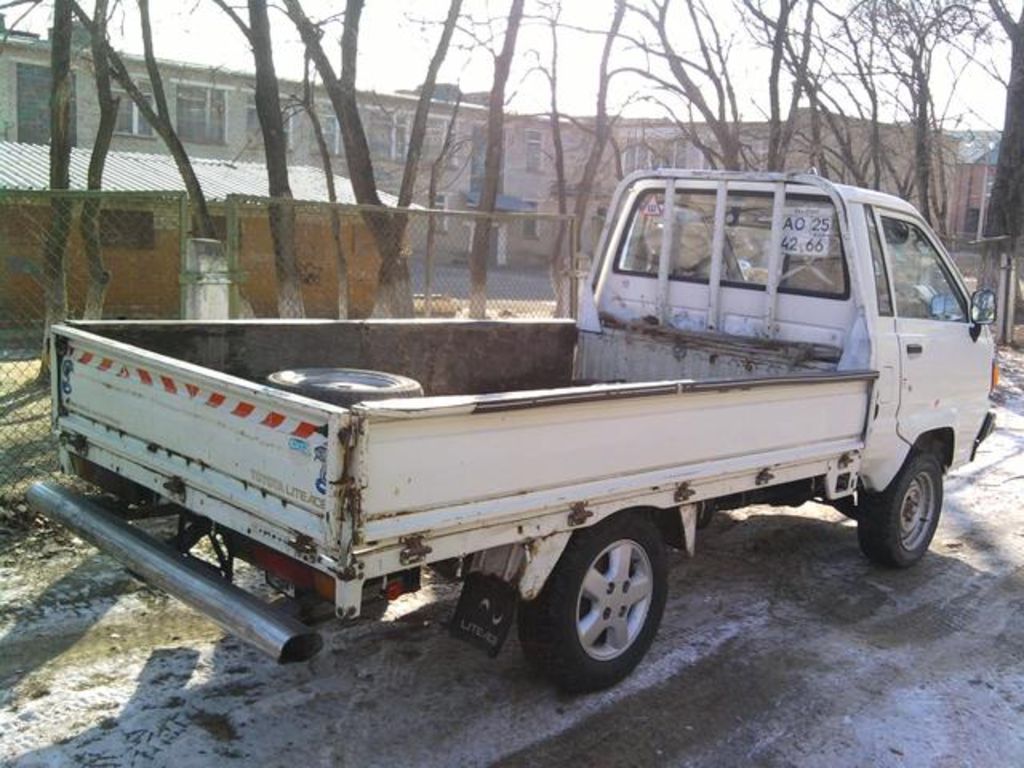 1991 Toyota Lite Ace