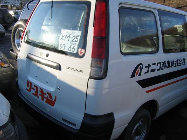 2000 Toyota Lite Ace