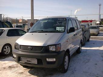 2002 Toyota Lite Ace Photos