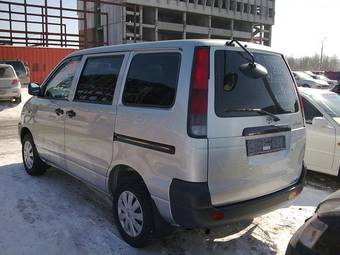 2002 Toyota Lite Ace Photos