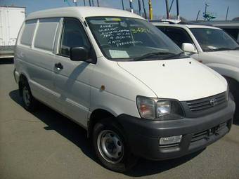 2002 Toyota Lite Ace Photos