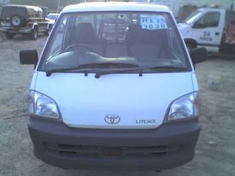 2002 Toyota Lite Ace Pics