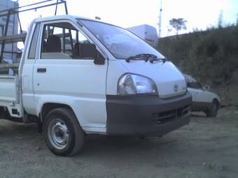 2002 Toyota Lite Ace Pictures