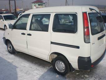 2002 Toyota Lite Ace Pictures