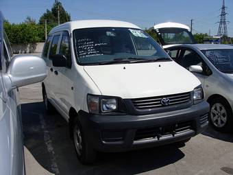 2002 Toyota Lite Ace Photos