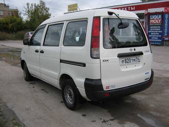 2002 Toyota Lite Ace Photos