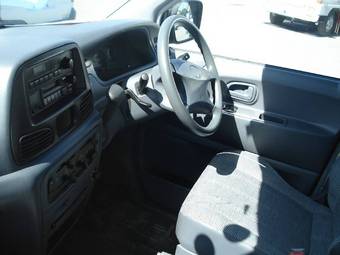 2002 Toyota Lite Ace Pictures