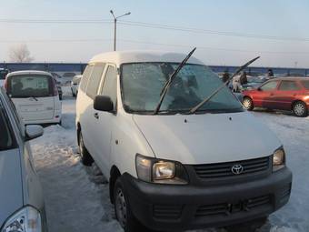 2004 Toyota Lite Ace Photos