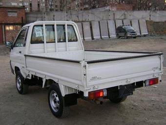 2005 Toyota Lite Ace Photos