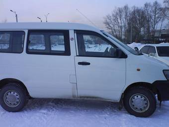 2005 Toyota Lite Ace Photos