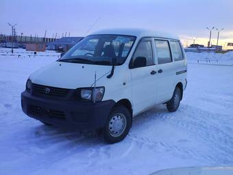 2005 Toyota Lite Ace Pictures