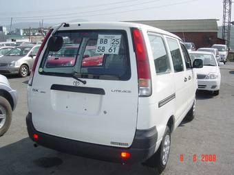 2005 Toyota Lite Ace Photos