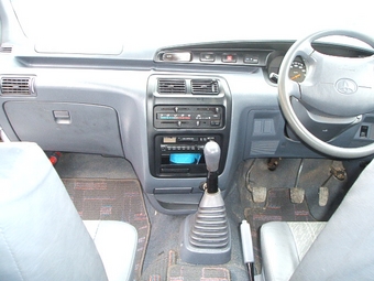 Toyota Lite Ace Noah