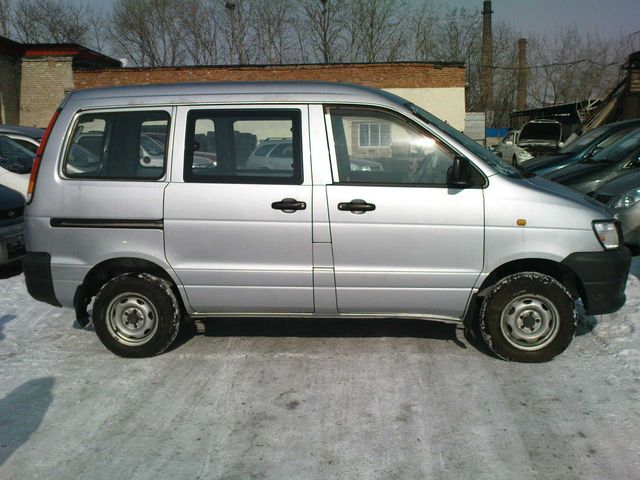 1997 Toyota Lite Ace Noah