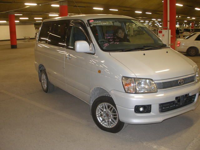 1997 Toyota Lite Ace Noah