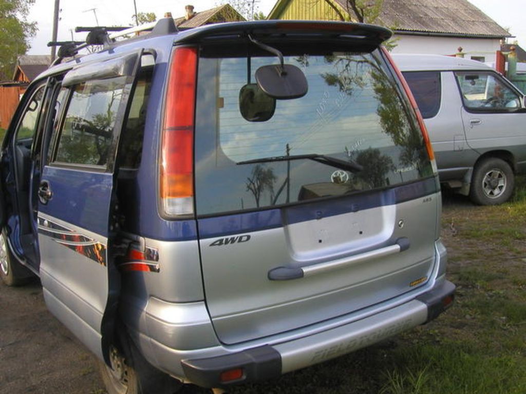 1997 Toyota Lite Ace Noah