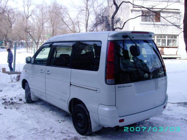 1997 Toyota Lite Ace Noah