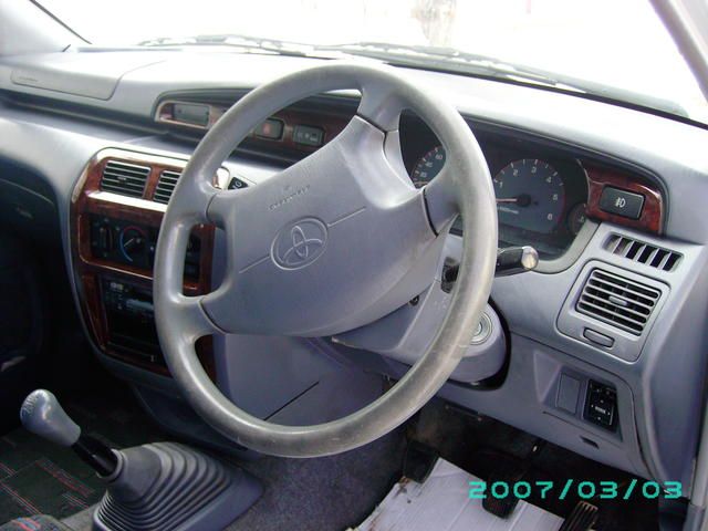 1997 Toyota Lite Ace Noah