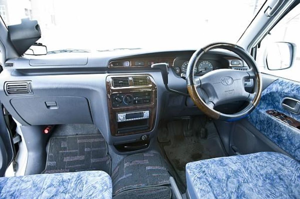 1997 Toyota Lite Ace Noah