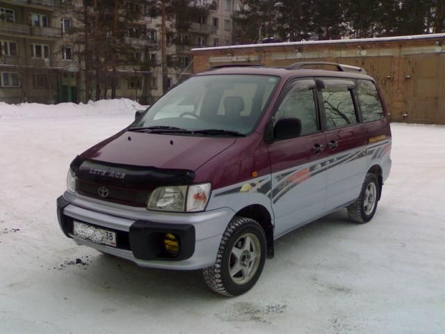 1997 Toyota Lite Ace Noah
