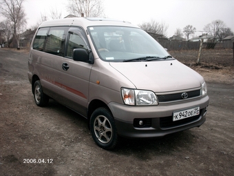 Toyota Lite Ace Noah
