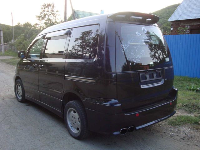 1998 Toyota Lite Ace Noah