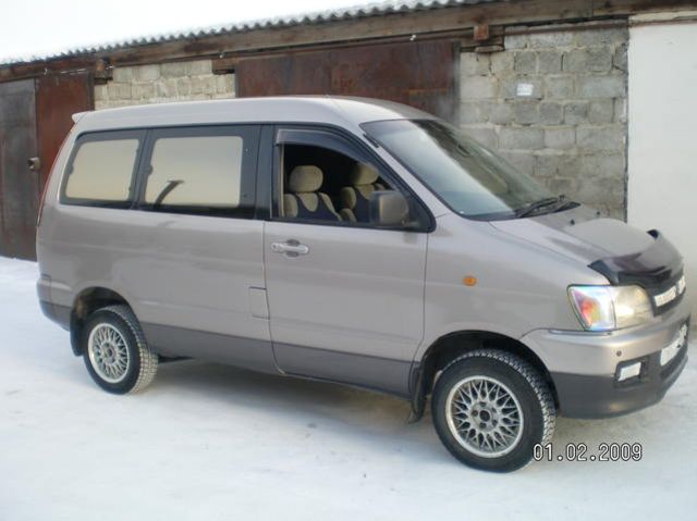 1998 Toyota Lite Ace Noah