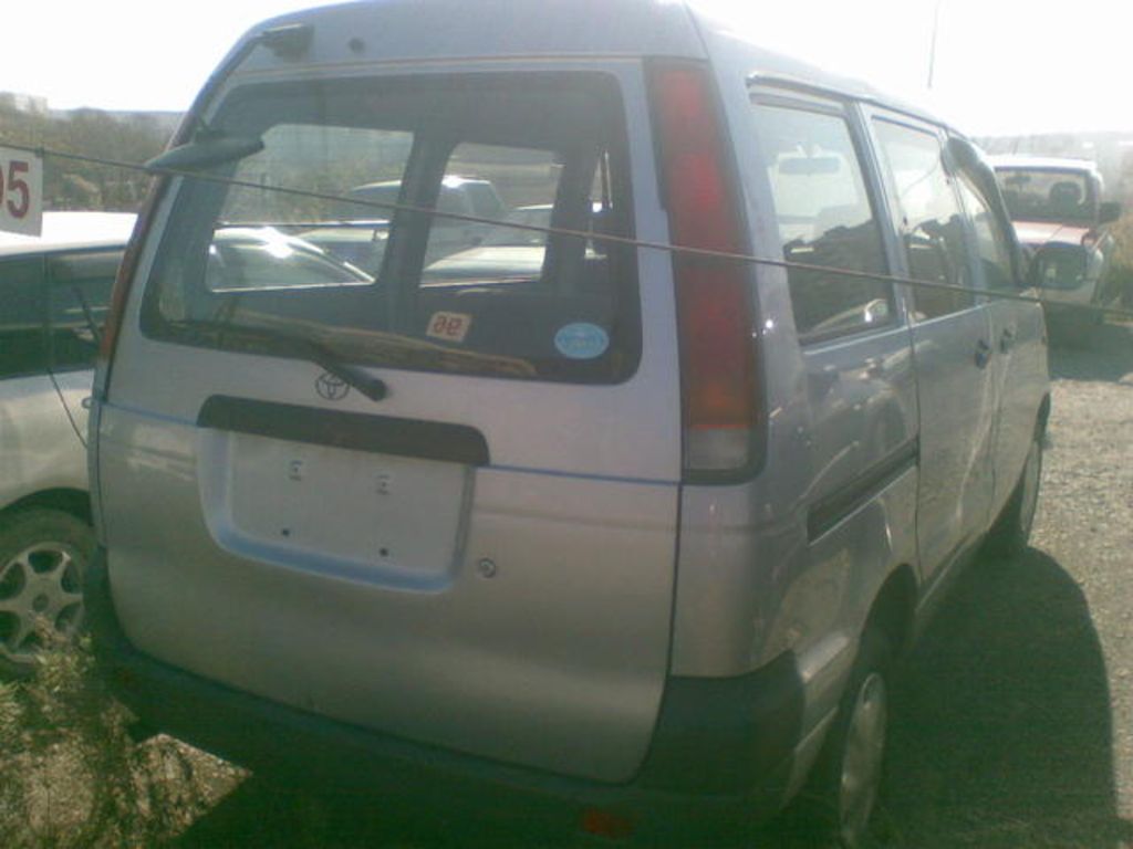 1998 Toyota Lite Ace Noah