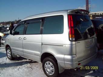 1998 Toyota Lite Ace Noah Photos