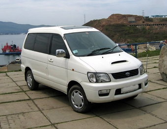 1999 Toyota Lite Ace Noah