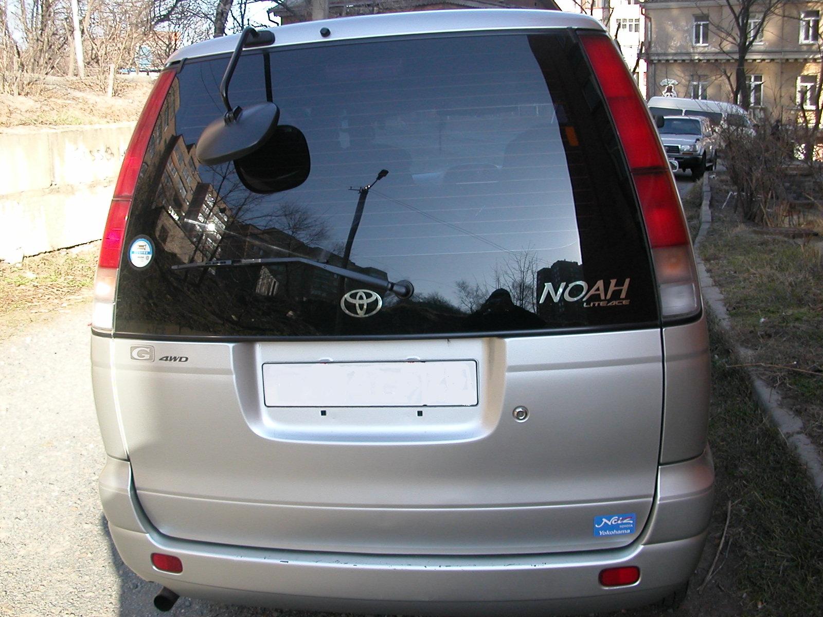 1999 Toyota Lite Ace Noah