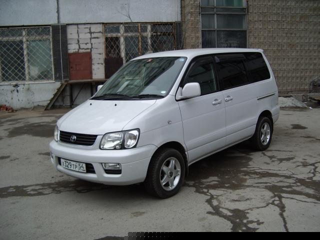 1999 Toyota Lite Ace Noah