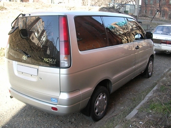 1999 Toyota Lite Ace Noah