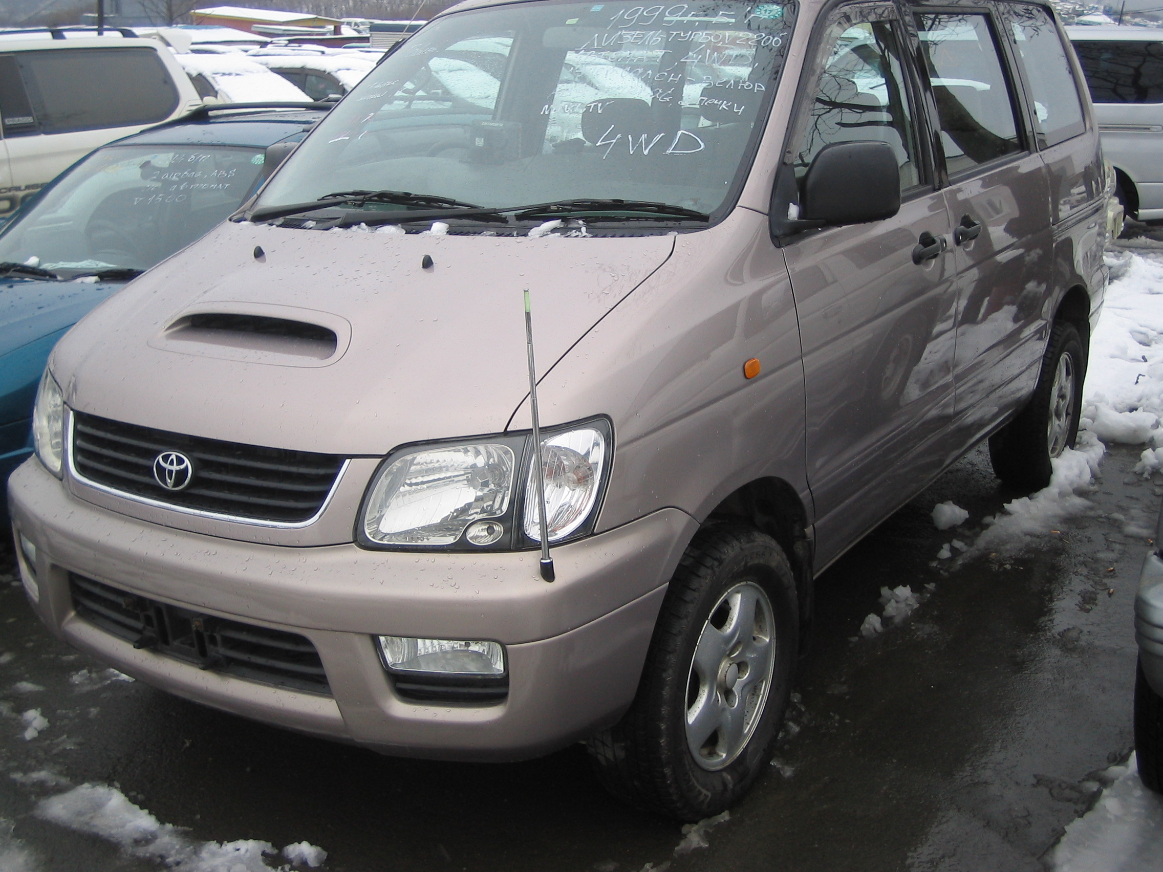1999 Toyota Lite Ace Noah