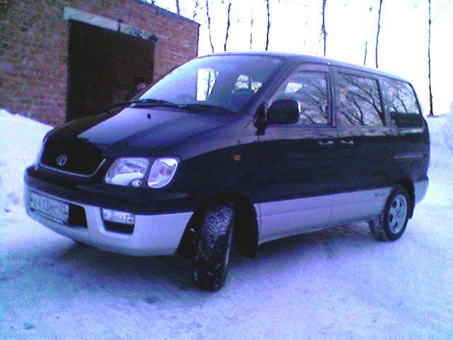 1999 Toyota Lite Ace Noah