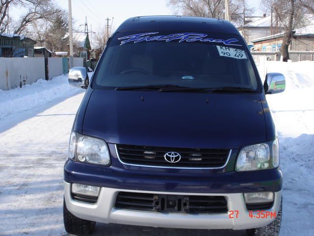 1999 Toyota Lite Ace Noah