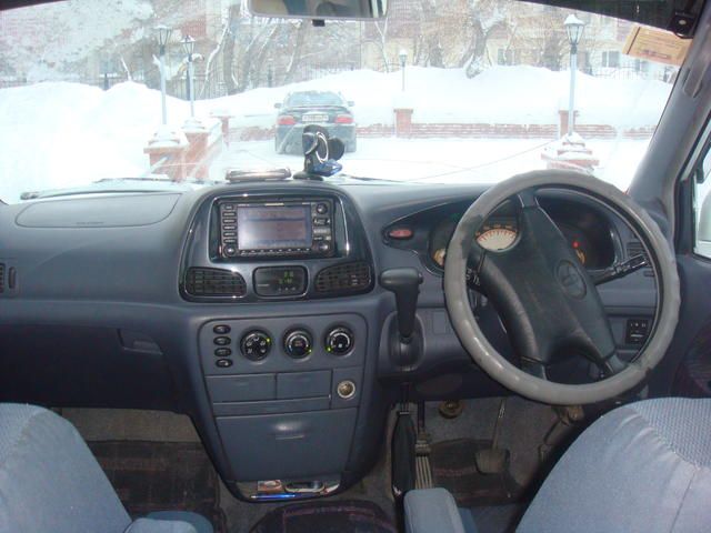 1999 Toyota Lite Ace Noah