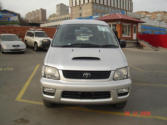 1999 Toyota Lite Ace Noah