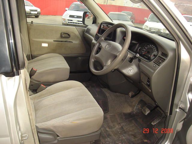 1999 Toyota Lite Ace Noah