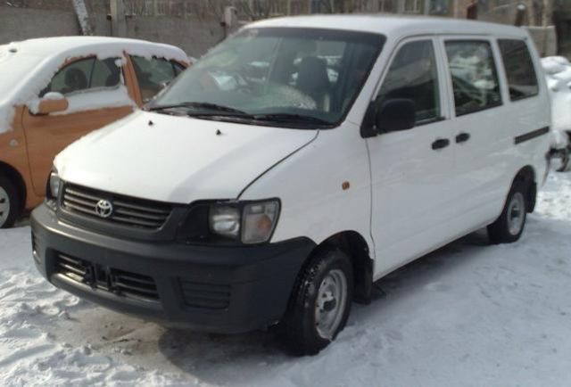 1999 Toyota Lite Ace Noah