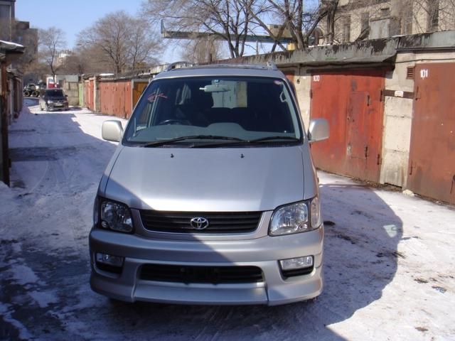 1999 Toyota Lite Ace Noah