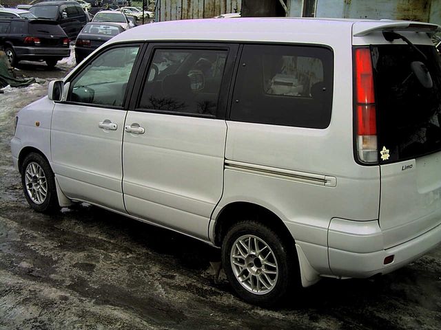 1999 Toyota Lite Ace Noah