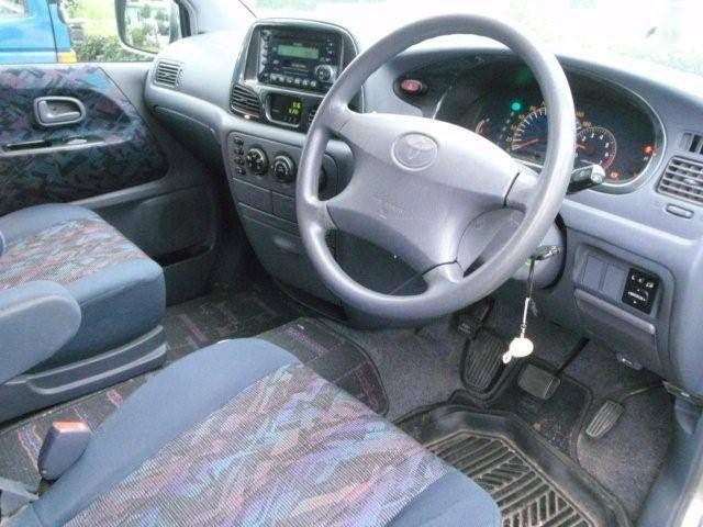 1999 Toyota Lite Ace Noah