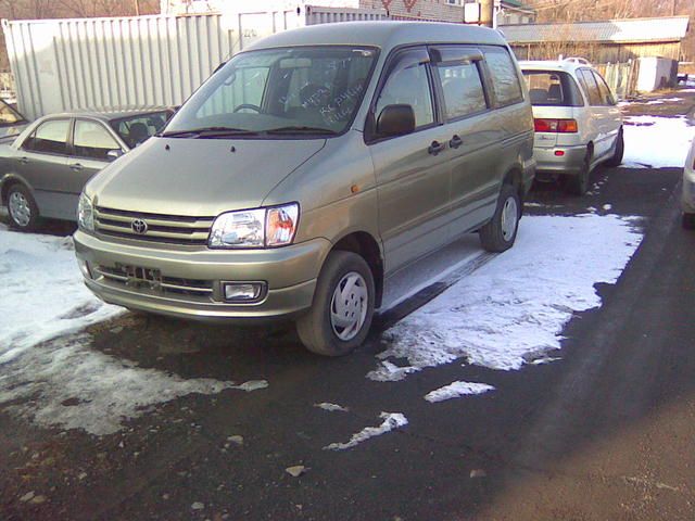 1999 Toyota Lite Ace Noah