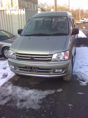 1999 Toyota Lite Ace Noah