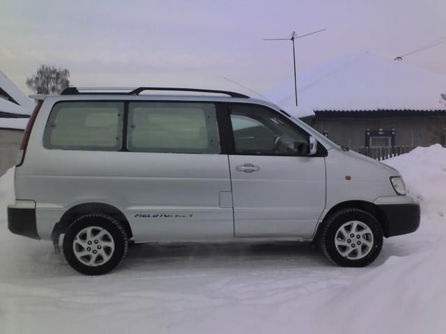 1999 Toyota Lite Ace Noah
